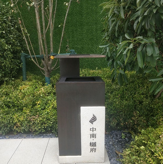 垃圾桶08
